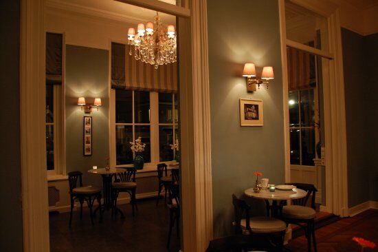 PUUR ZEE Bar Bistro & Terras