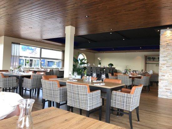 Brasserie Blush