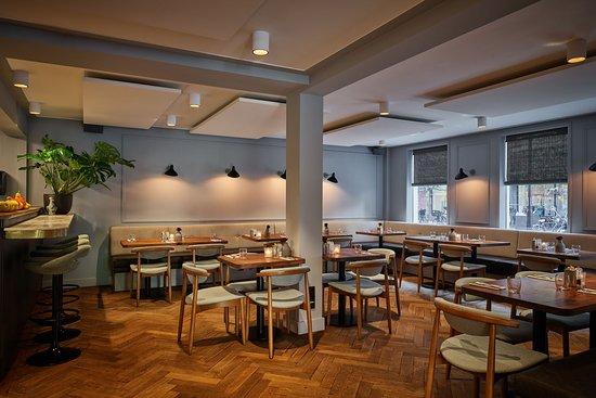 Vanderveen Bar & Kitchen