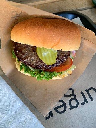 Burger 'n Shake