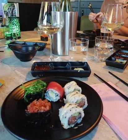Minato sushi & Grill