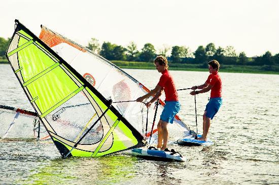 Eemhof Watersport & Beachclub