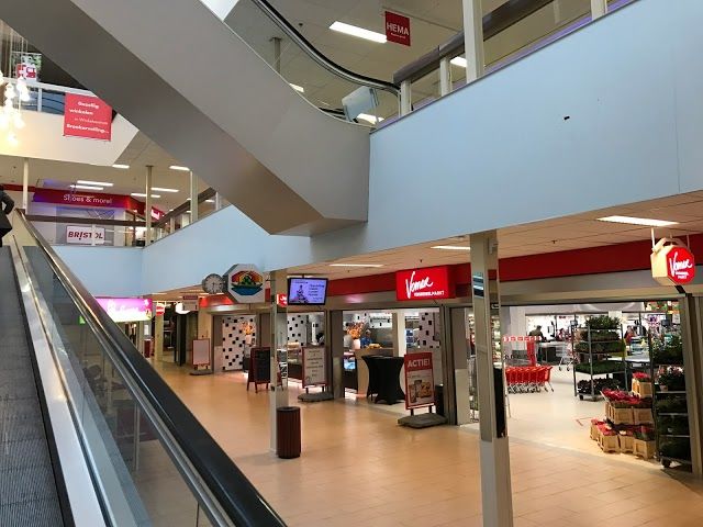 Shopping Center Broeker Veiling