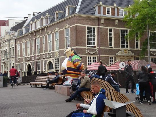 Standbeeld Haagse Harry
