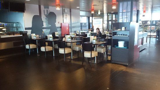 Airport Restaurant