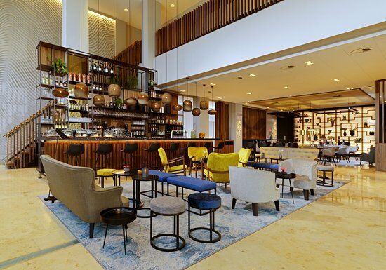 Pillars Bar & Kitchen